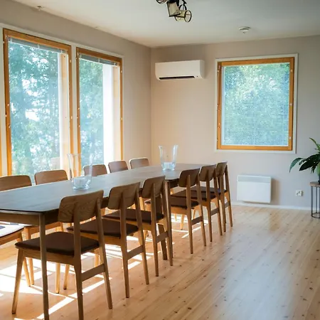 Nurmenhelmi Jaerven Rannalla 公寓 Lempäälä