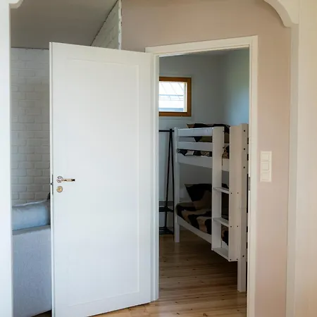Nurmenhelmi Jaerven Rannalla Appartement *
