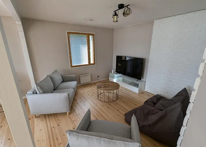 Nurmenhelmi Jaerven Rannalla 公寓 Lempäälä